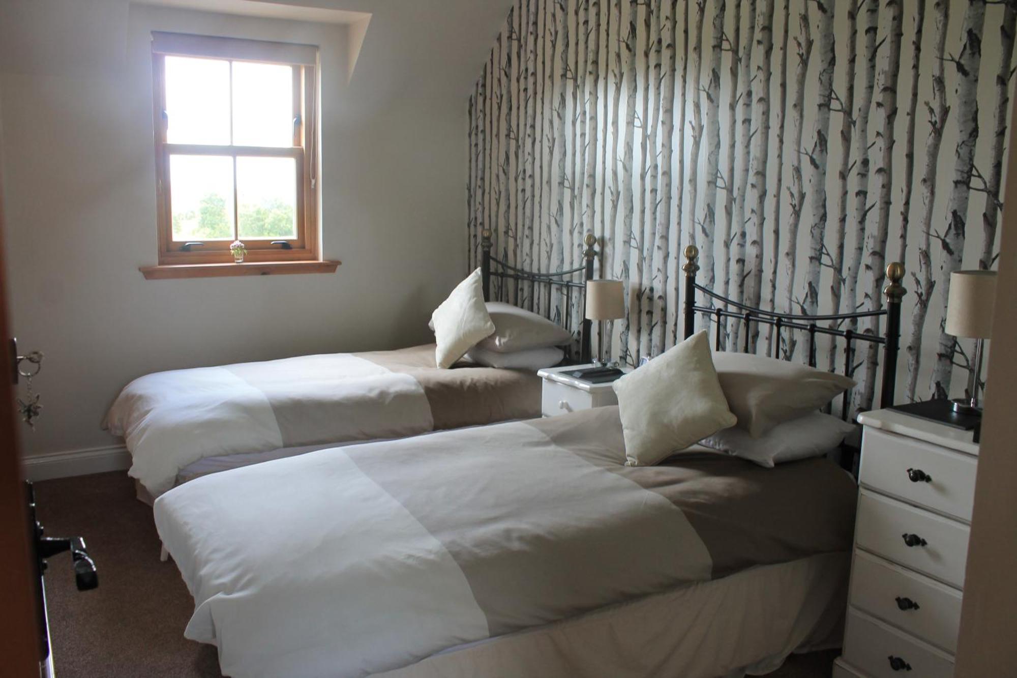 Bed and Breakfast Ach-Na-Sidhe Dores Экстерьер фото